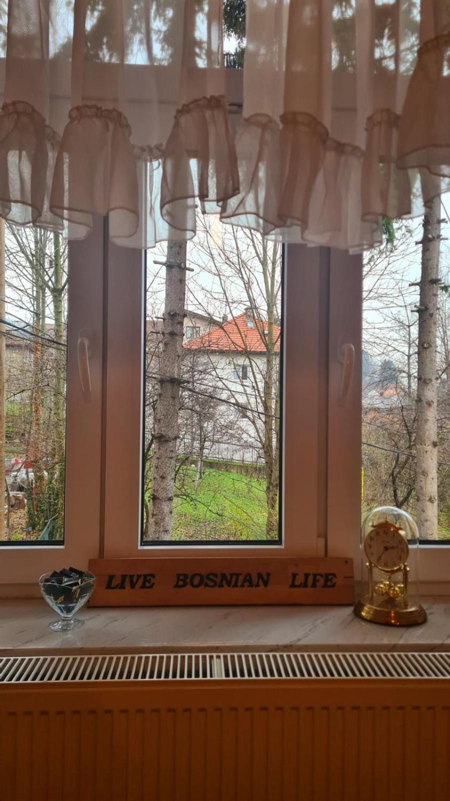 サラエヴォLive Bosnian Lifeアパートメント エクステリア 写真